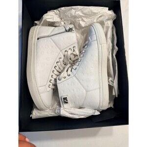Size 9 - MCM Turnlock Embossed Logo High Gray